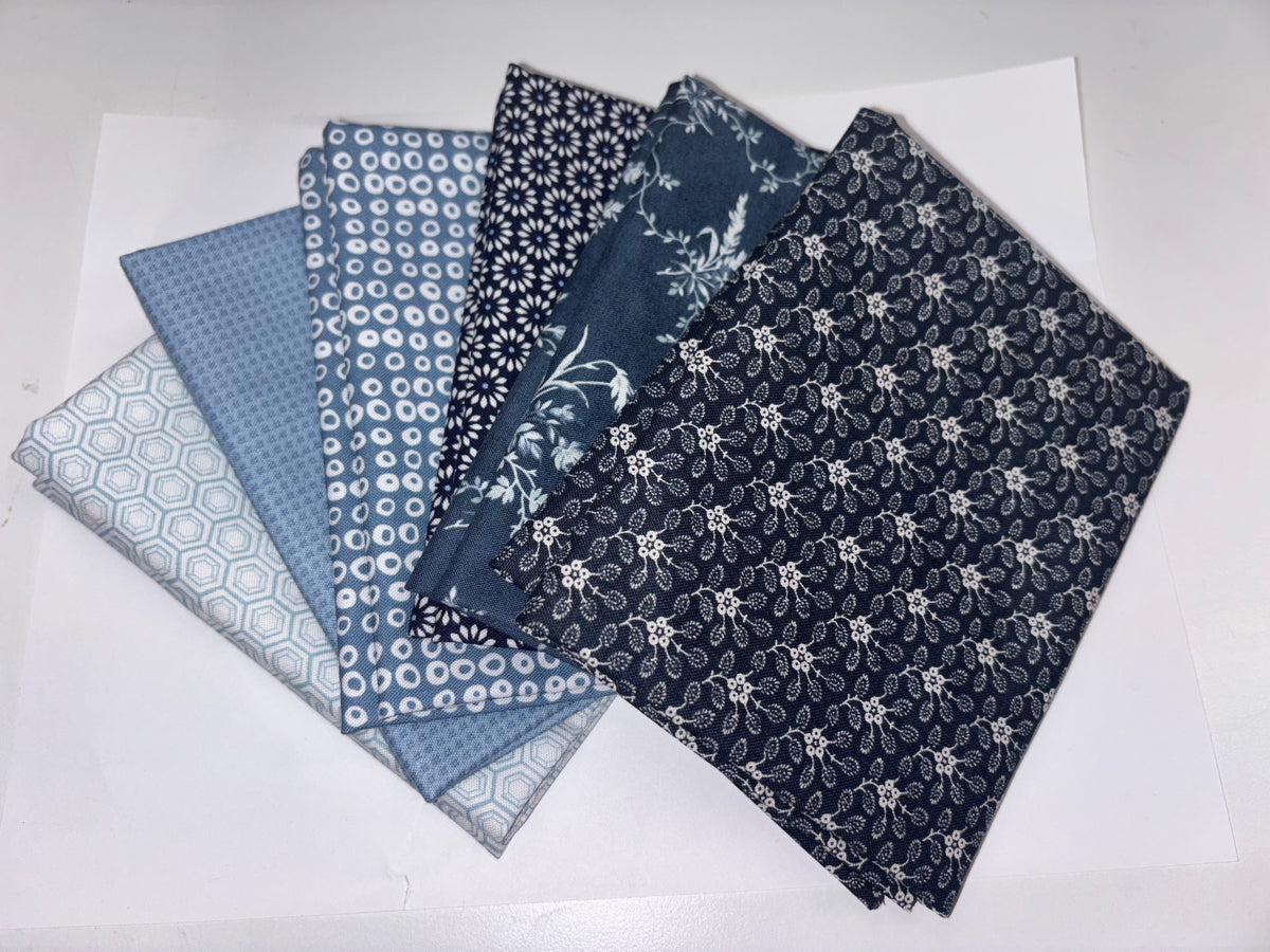 6 Blue Assorted Fat Quarters