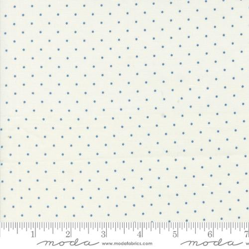 Shoreline - Cream/Medium Blue Dots