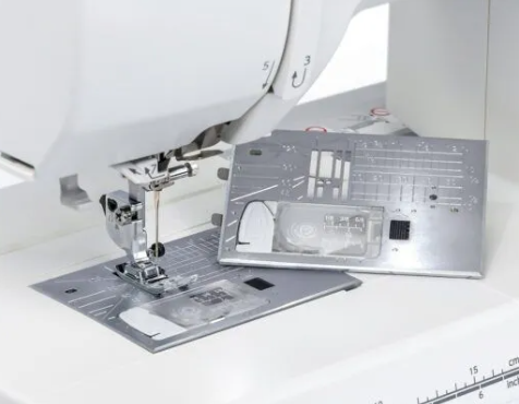 Janome Memory Craft 1000 - Sewing &amp; Embroidery