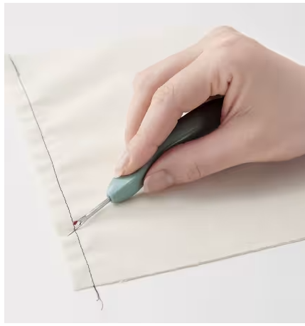 Grip Fit Seam Ripper