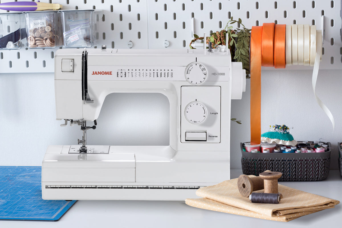 Janome HD1000